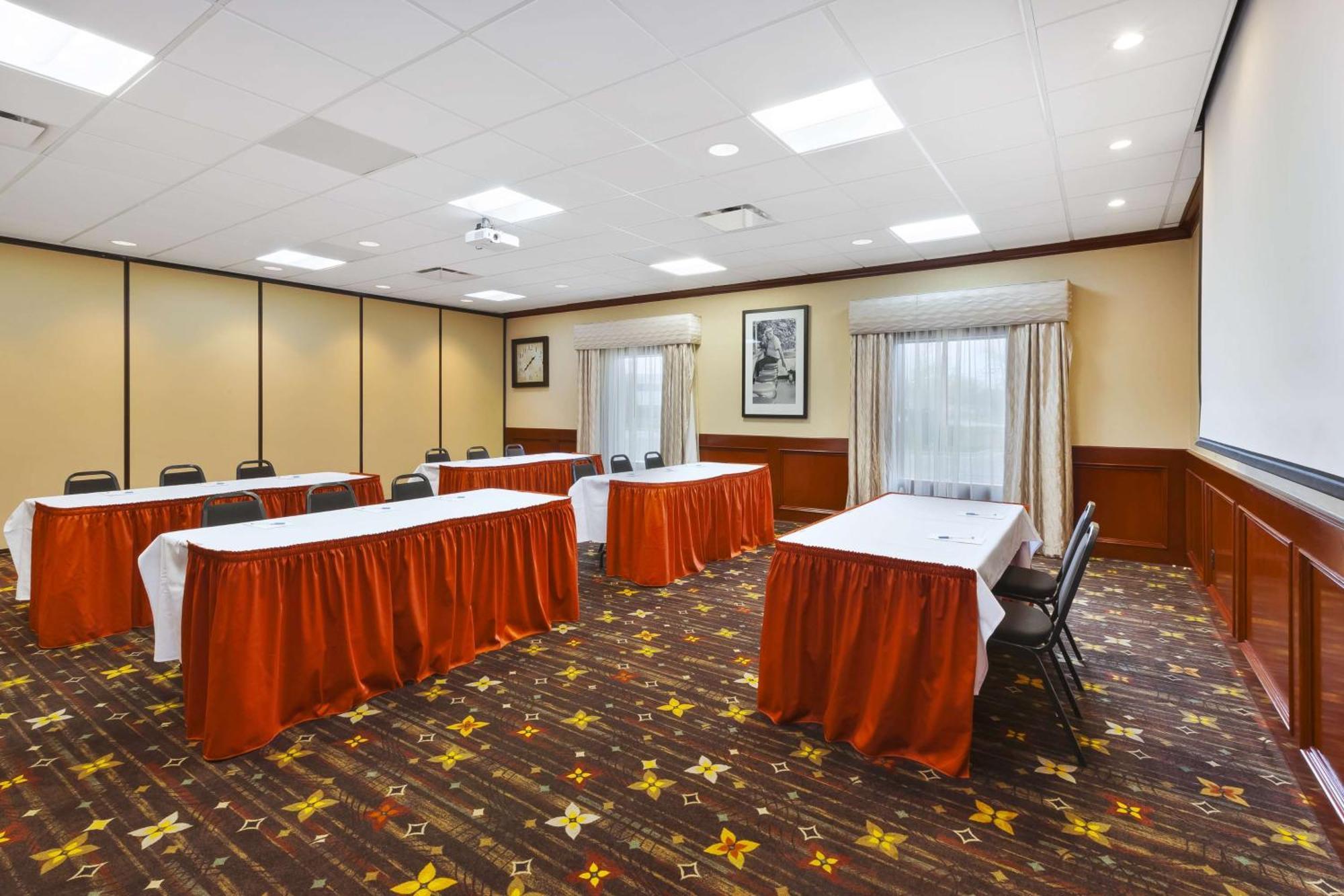 Hampton Inn Detroit/Southgate Exterior photo